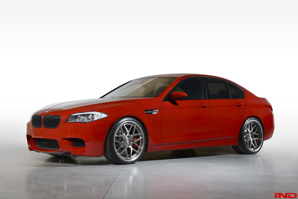 BMW M5 F10    iND
