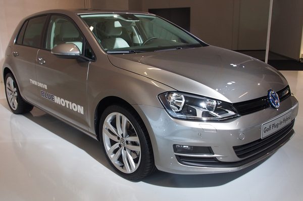 Volkswagen   Golf 2014